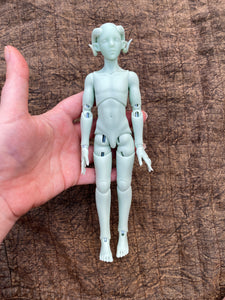 Lichen - Mature Tiny Ball jointed doll 22 cm tall
