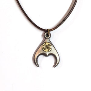 Labyrinth inspired Jareth pendant necklace / pin