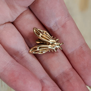 The Magicians, Eliot Waugh replica bee lapel pin